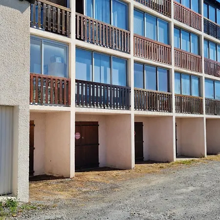 - Centre Font-romeu Apartment *